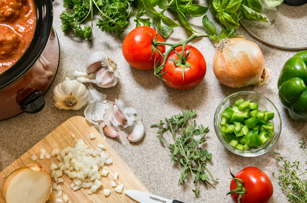 Simple and Scrumptious Slow-Cooker Meals