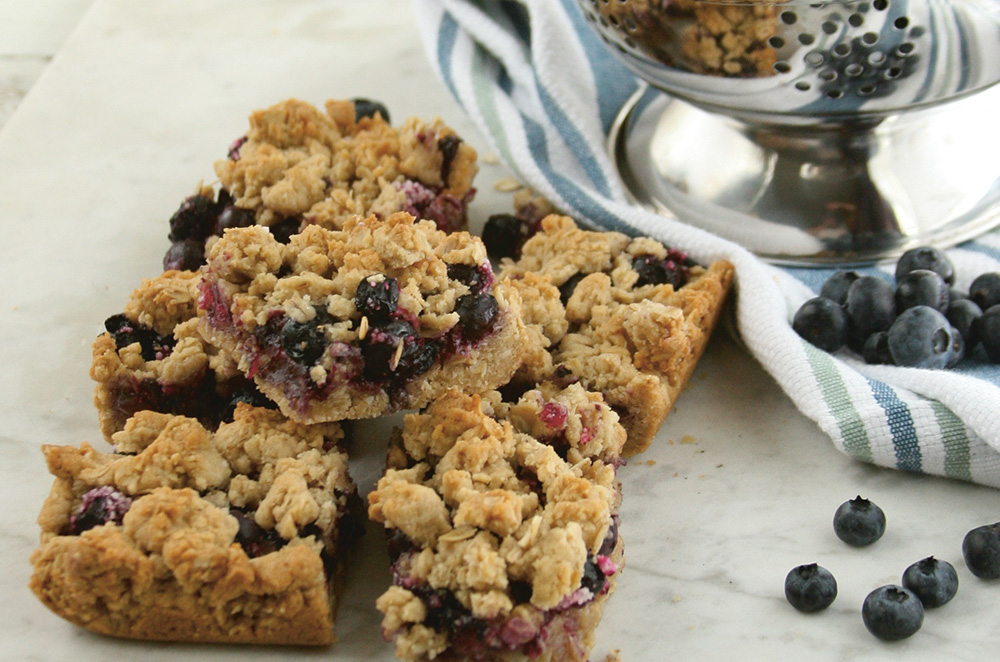 Blueberry Crumble Bars